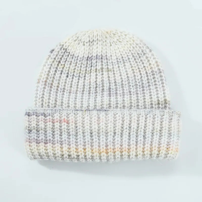 Strickmütze mit Kontrastdesign