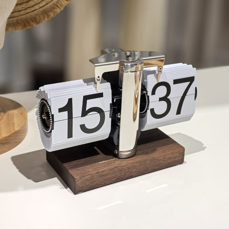 Retro-Flip-Uhr