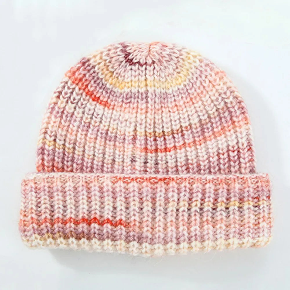 Strickmütze mit Kontrastdesign