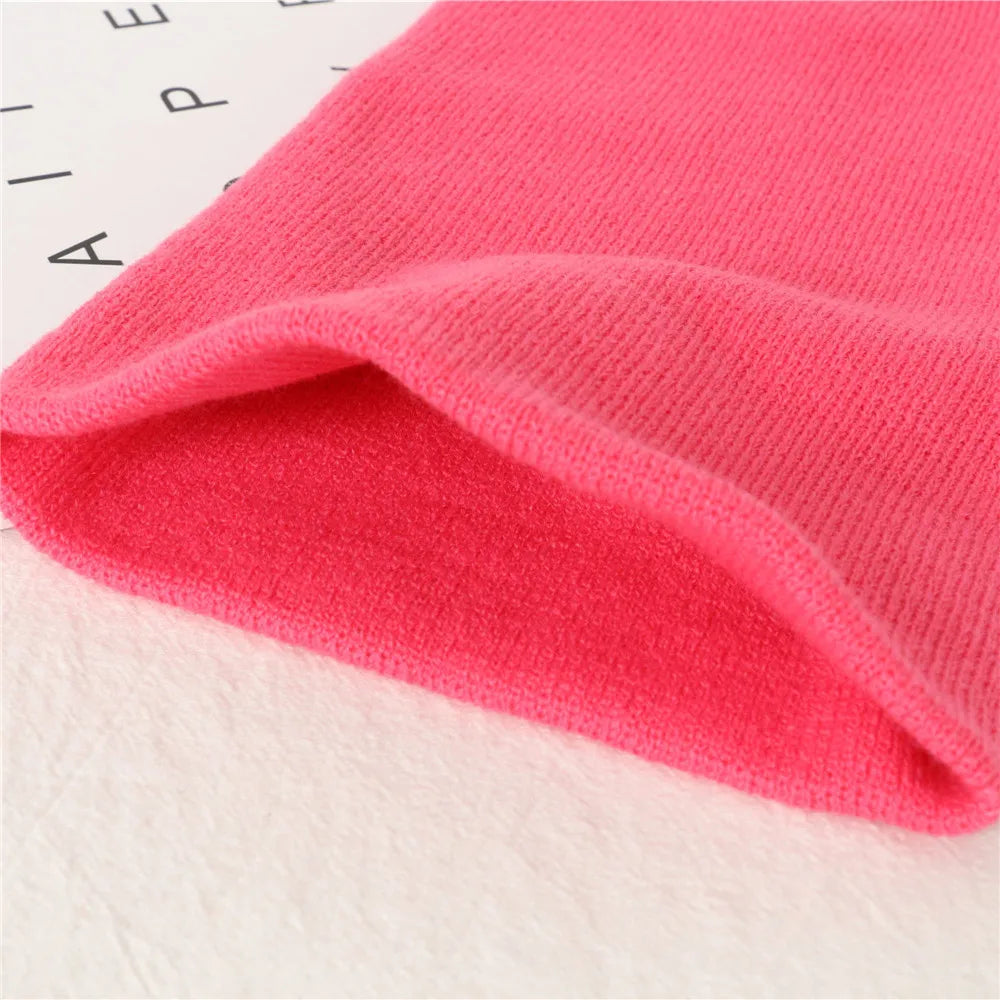 Bonnet de différentes couleurs