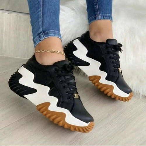 Canvas Sneaker mit Plateausohle