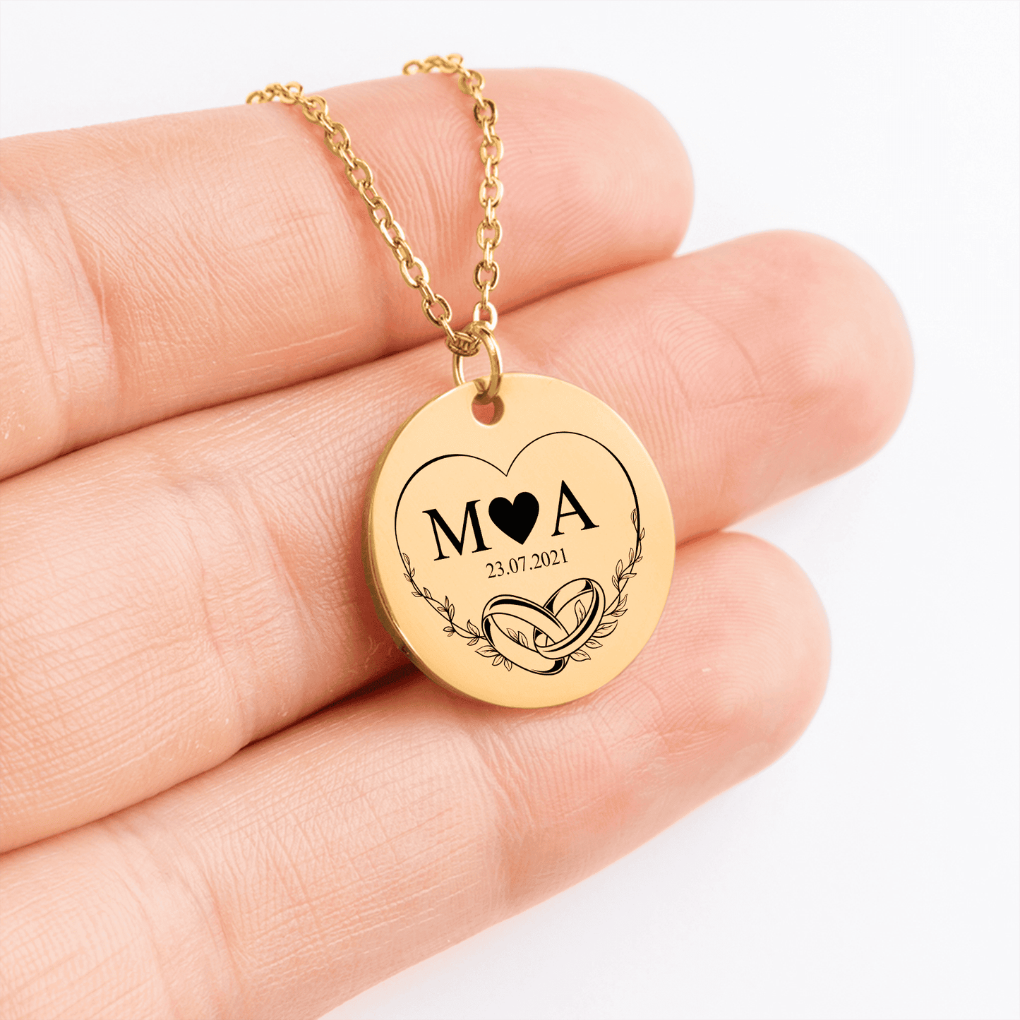 Halskette mit Initialen „Ewige Liebe“