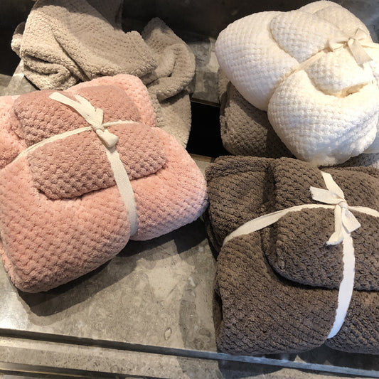Handtuch- und Badetuch-Set